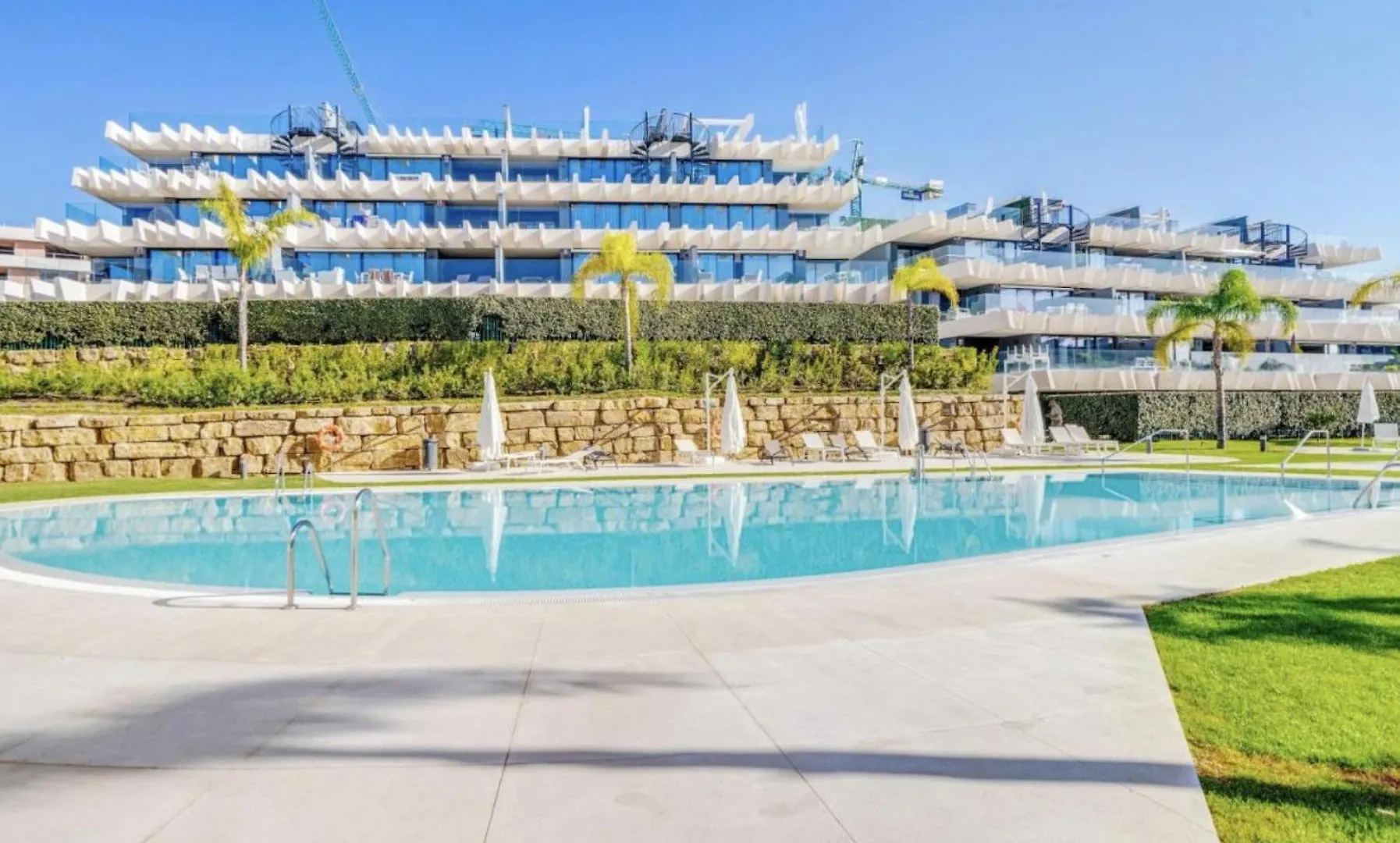 Oasis 325, Эстепона Апартаменты